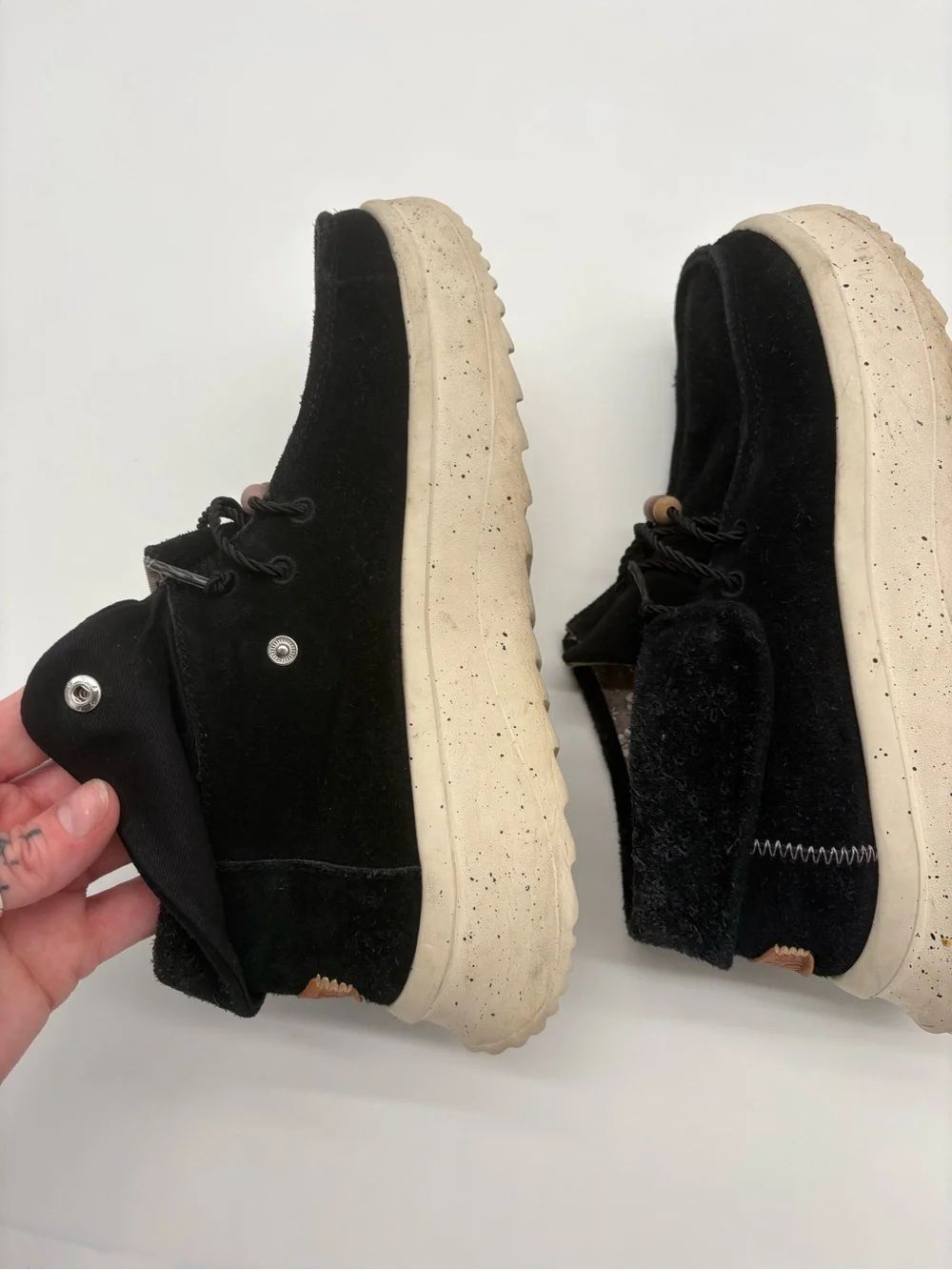 Hey Dude Platforms